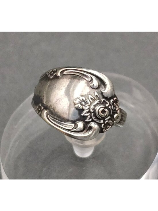 WM.A. Oneida Ltd Jewelry - Vintage Oneida Silver Plate Spoon Ring Size 5 Rustic Floral Tapered Adjustable